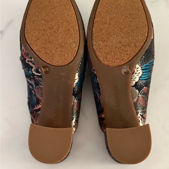 Enzo Angiolini Gillian Paisley Slip On - Picture 5 of 6